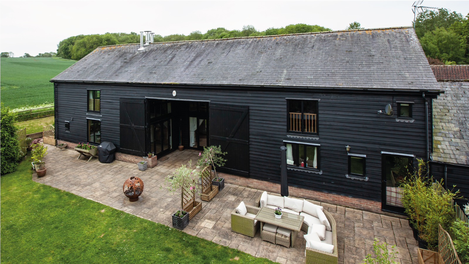 Alexander Rumsey Real Estate showcasing properites for sale in West Byfleet, Pyrford , Woodham & Surrounding Areas