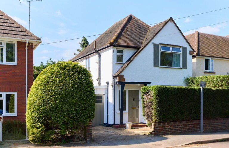 Claremont Road, West Byfleet, KT14