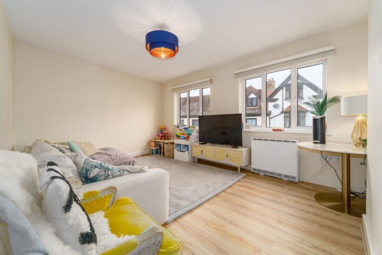 Church Street, Walton-on-Thames, KT12