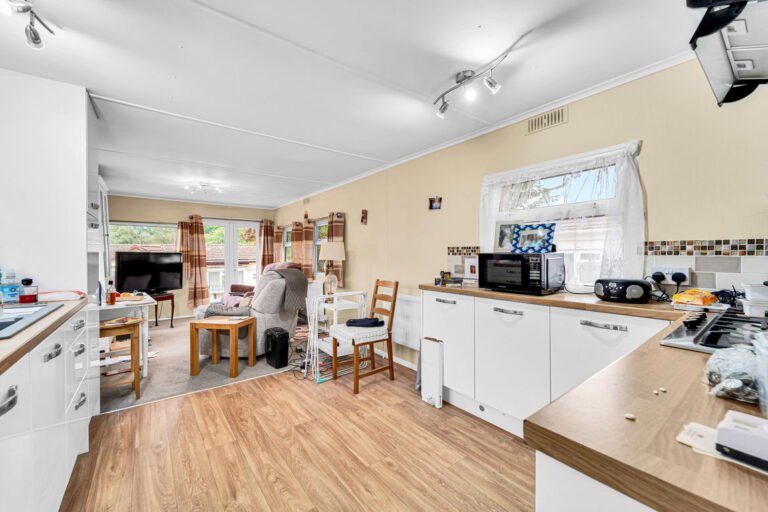 Rose Park, Row Town, KT15