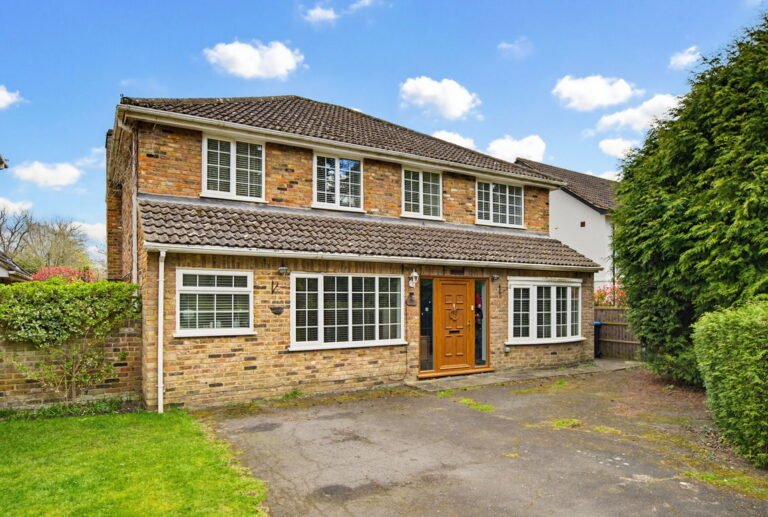 Woodham Lane, Woodham, KT15