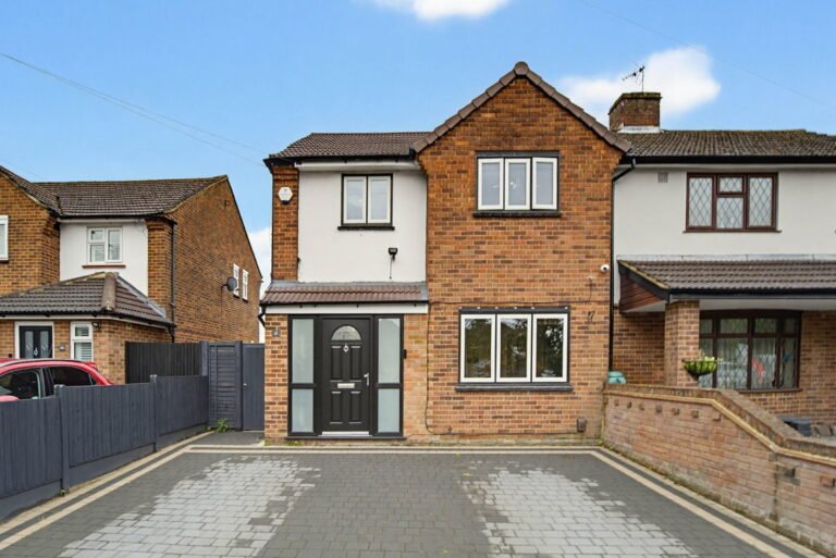 Free Prae Road, Chertsey, KT16