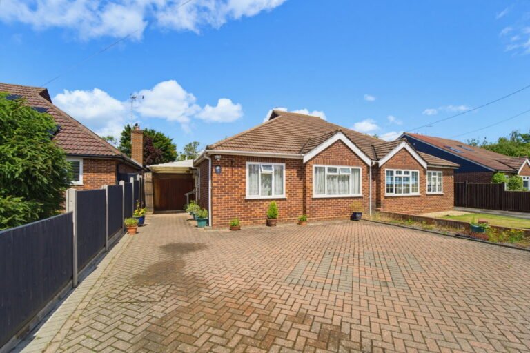 Audley Close, Addlestone, KT15