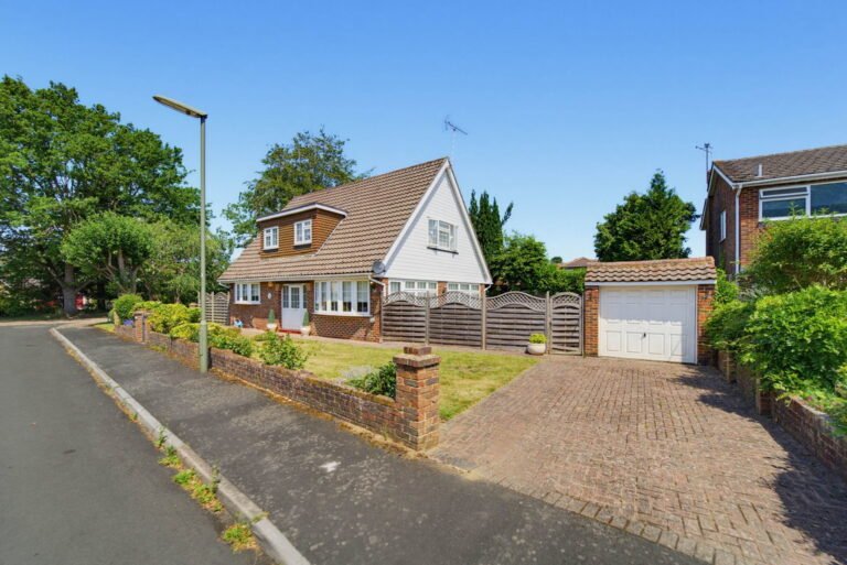 Fairlawns, Woodham, KT15